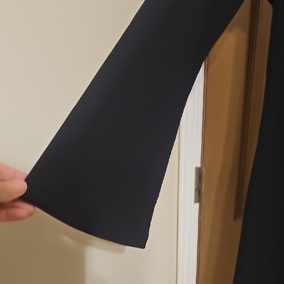 The Drop Black Ribbed Knit Tunic Top - Picture 5 of 10